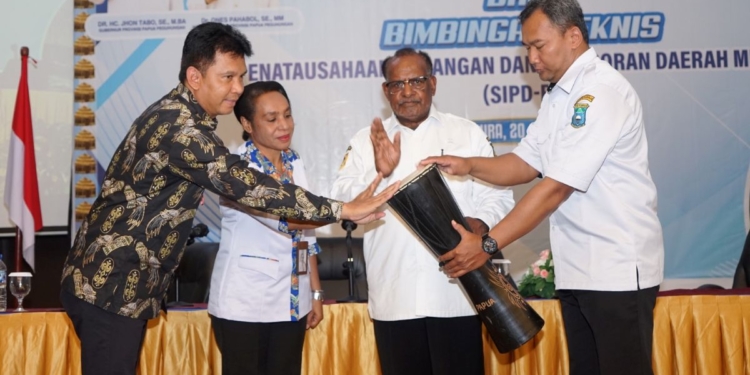 Debi Yoweni: Bimtek SIPD-RI Perkuat Kompetensi ASN Kelola Keuangan Daerah Papua Pegunungan