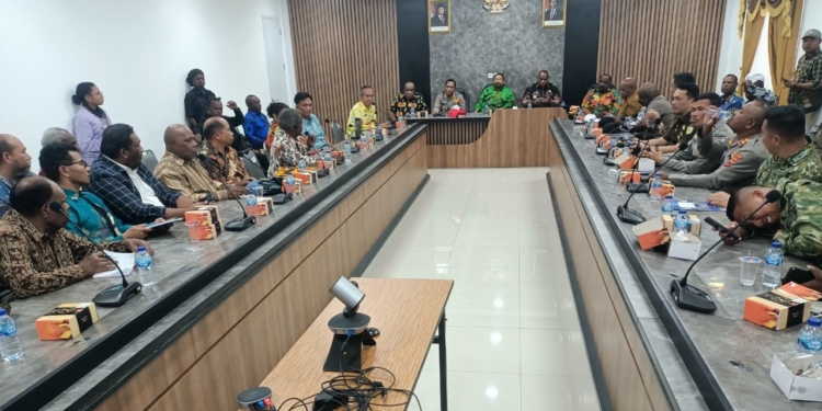 Prosesi Patah Panah Segera Digelar, Bupati Lanny Jaya Pastikan Perang Suku di Wamena Berakhir