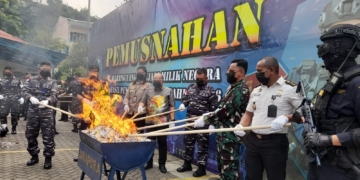 Bea Cukai Jayapura Musnahkan Ribuan Rokok dan Ratusan Liter Minuman Alkohol Ilegal, Kerugian Negara Capai 61 Juta Rupiah