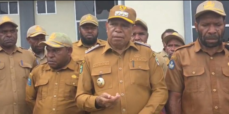 Perkuat Program “OYA”, Bupati Yalimo Dorong Kemandirian Orang Asli
