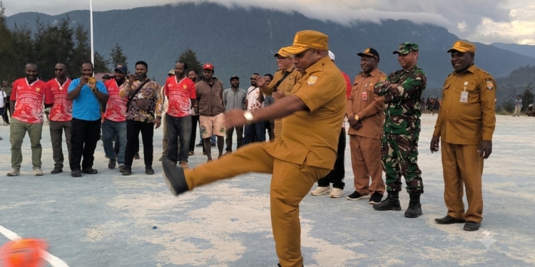 Jelang HUT RI ke-81, Pemkab Puncak Resmi Buka Turnamen Futsal dan Voli