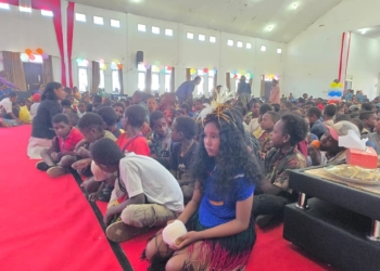 Sekda Nenu Tabuni ajak masyarakat lindungi anak demi wujudkan Puncak Emas 2045
