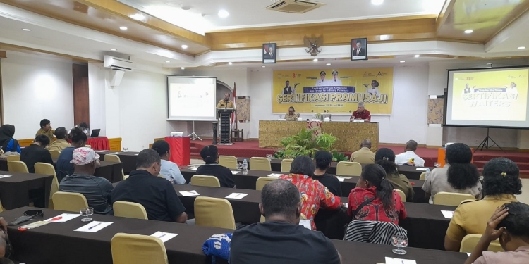Tingkatkan Kompetensi Pramusaji, 25 Pemuda Port Numbay Ikuti Pembekalan