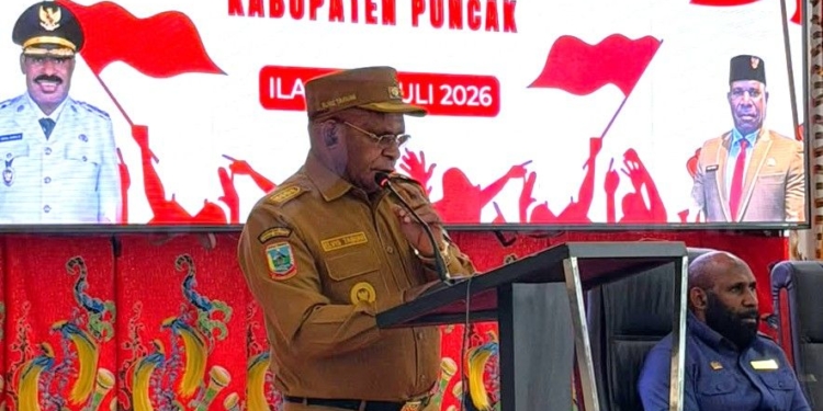 Dorong Ekonomi Rakyat, Bupati Elvis Tabuni Tantang Warga Puncak Berkebun, Pemerintah Siapkan Penghargaan