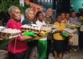 Rayakan Ulang Tahun ke-44, Ketua Komisi IV DPR Papua Joni Y. Betaubun Berbagi Kasih dengan Janda dan Anak Yatim Piatu