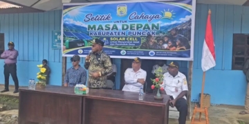 Bupati Puncak Tegaskan Disiplin Kepala Kampung dan Kepala Distrik dalam Kegiatan Kenegaraan