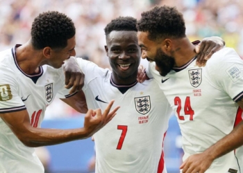 Keterangan foto: selebarasi, pemain Inggris, Bellingham, Saka