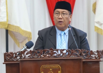 Gubernur Papua Tengah Sampaikan Pendapat Akhir Raperdasi Pertanggungjawaban APBD 2025