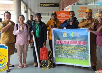 Dinkes Kabupaten Puncak Berangkatkan Tim Tenaga Kesehatan ke Agandugume dan Lambewi untuk Penanganan Bencana