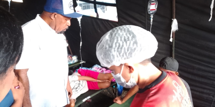 Bupati Jayapura Minta Pasien Keracunan MBG Diobservasi Hingga Benar-Benar Pulih