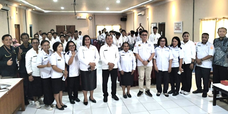 Siswa-Siswi SMK Negeri 3 Jayapura Ikut Uji Sertifikasi Kompetensi Ketenagalistrikan, Kepsek Apresiasi Kementerian ESDM RI