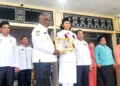 Neeltje Werimon Sukses Jalankan Tugas sebagai Pembawa Baki Bendera di Istana Negara, Disambut Terhormat Di Jayapura