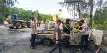 Lakalantas di Ringroad Jayapura, Dua Orang Meninggal Dunia Usai Mobil Terbakar
