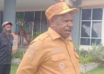 Foto : Istimewa. Keterangan Foto : Wakil Bupati Yalimo, Yan Kirakla, saat menyampaikan mengimbauan dalam apel ASN di lingkungan Pemerintah Kabupaten Yalimo, Senin (10/8/2026), di halaman Kantor Bupati Yalimo, Provinsi Papua Pegunungan.
