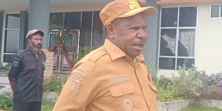 Sambut HUT RI ke-81, Wakil Bupati Yalimo Imbau Warga Kibarkan Merah Putih dan Bersihkan Lingkungan