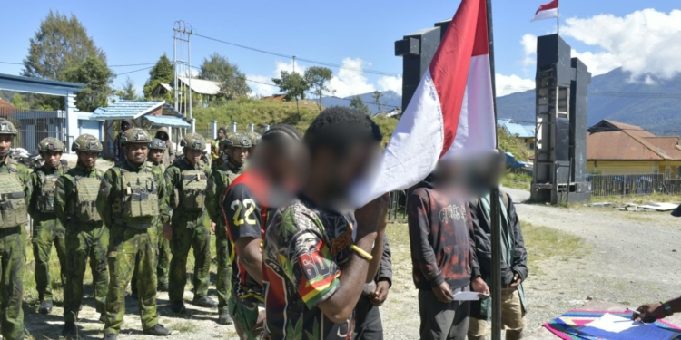 Enam Anggota dan Simpatisan KKB Nyatakan Kembali Setia kepada NKRI