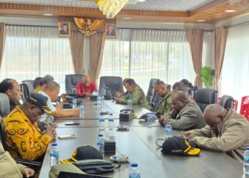 Tiba di Ilaga, Bupati Elvis Tabuni Gelar Rapat Matangkan Kunjungan Gubernur Papua Tengah Ke Puncak