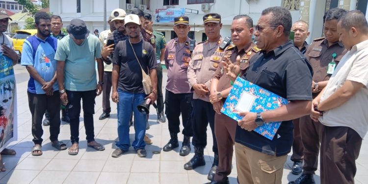 Datangi Kejati Papua, Aliansi Pemuda dan Masyarakat Sampaikan Sejumlah Aspirasi