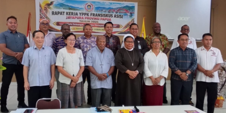 Uskup Jayapura: Jangan Biarkan Sekolah Katolik di Pelosok Kehilangan Harapan