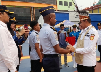 Wawali Jayapura Tekankan Profesionalisme dan Integritas Taruna Poltekbang