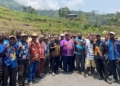 Wagub Ones Pahabol Salurkan Bantuan Dana untuk Persiapan Rapat Wilayah GIDI Kembu, Kenang Jejak Penginjilan di Nimia