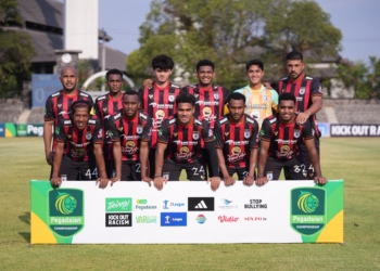 Foto Humas Persipura/ ket : tim Persipura Jayapura saat bertanding di Kota Solo melawan PSBS Biak, Sabtu (17/10).