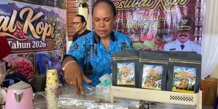 Dinas Pertanian Puncak Promosikan Potensi Kopi Lokal di Festival Kopi Papua Tengah