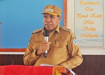 Bupati Nahor Nekwek Apresiasi Pengabdian 17 Calon Pelayan Firman Selama Dua Tahun di Yalimo